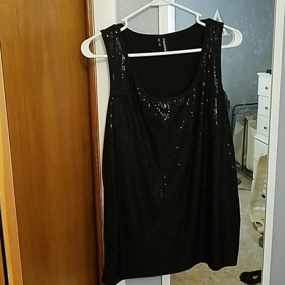 Top. Gently used.